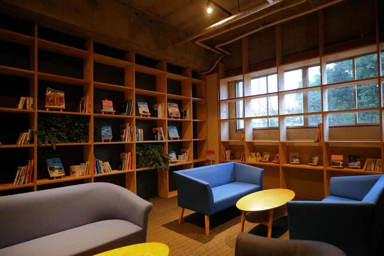 Travel&Book Hotel Hulatoncabin Takamatsu Exterior photo